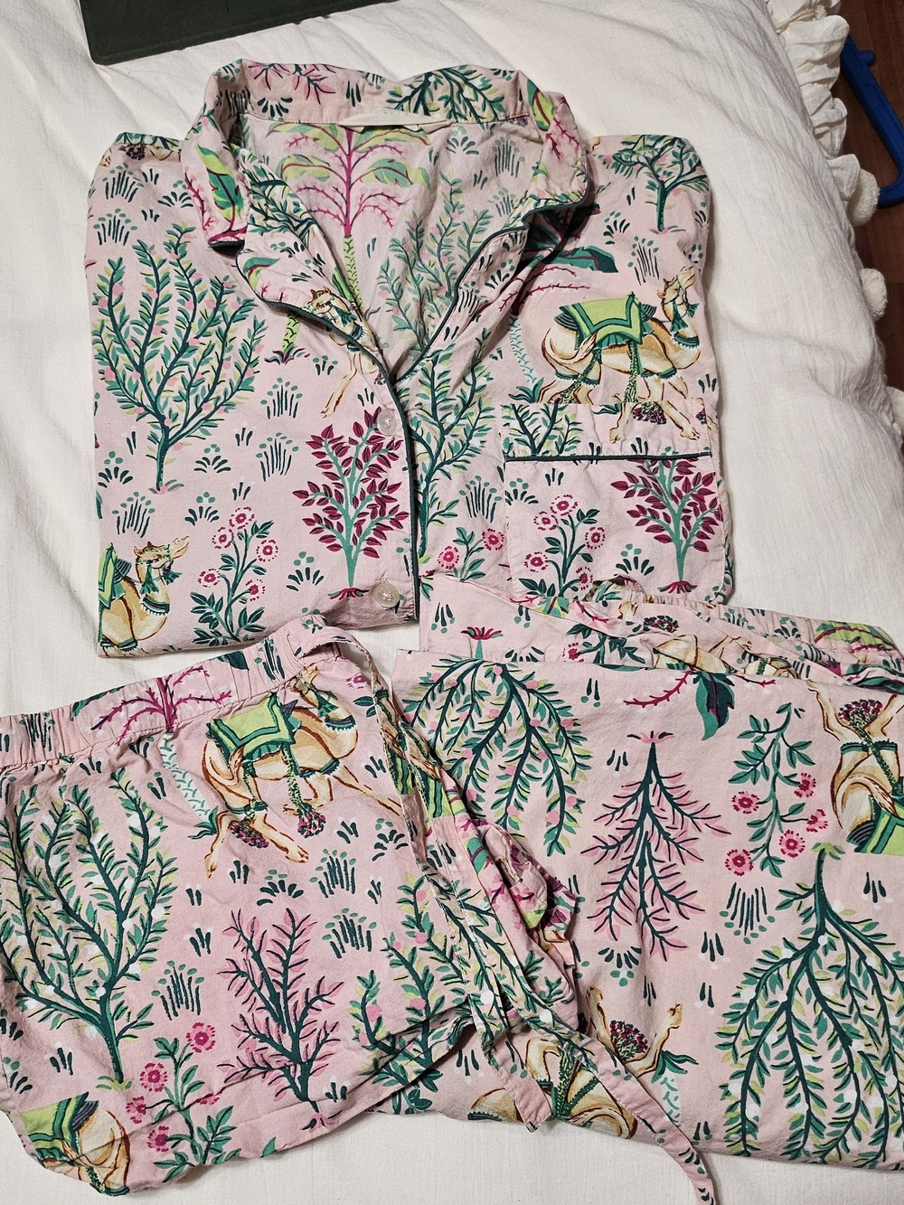 Printfresh Camela Courtyard Pajama Set In Size Small (Shorts, Pants, Shirt)